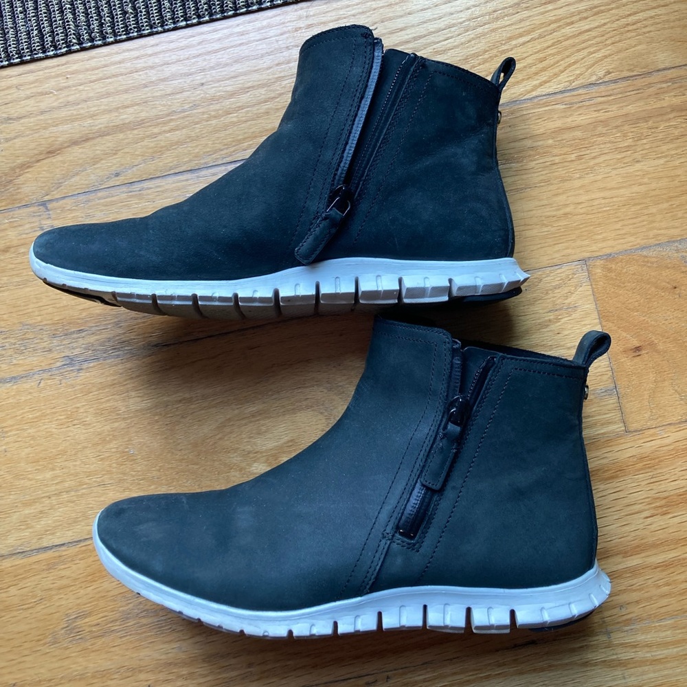 Cole Haan ZeroGrand black waterproof nubuck leather ankle sneakers.  Size 8 - Picture 2 of 7